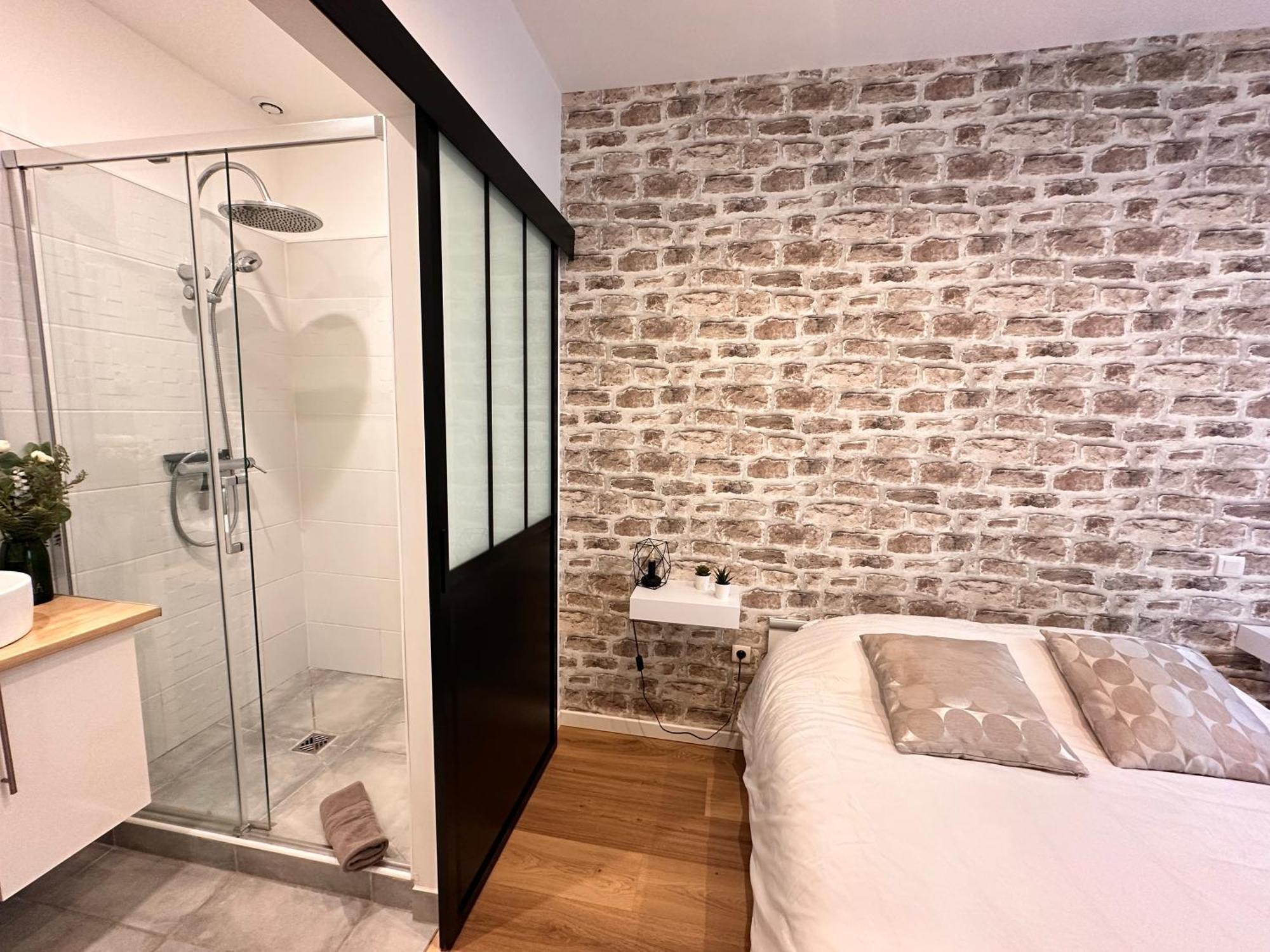 Le Remois - Charmant T2 - Renove - Parking - Cour Privative - Wifi Reims Exterior foto